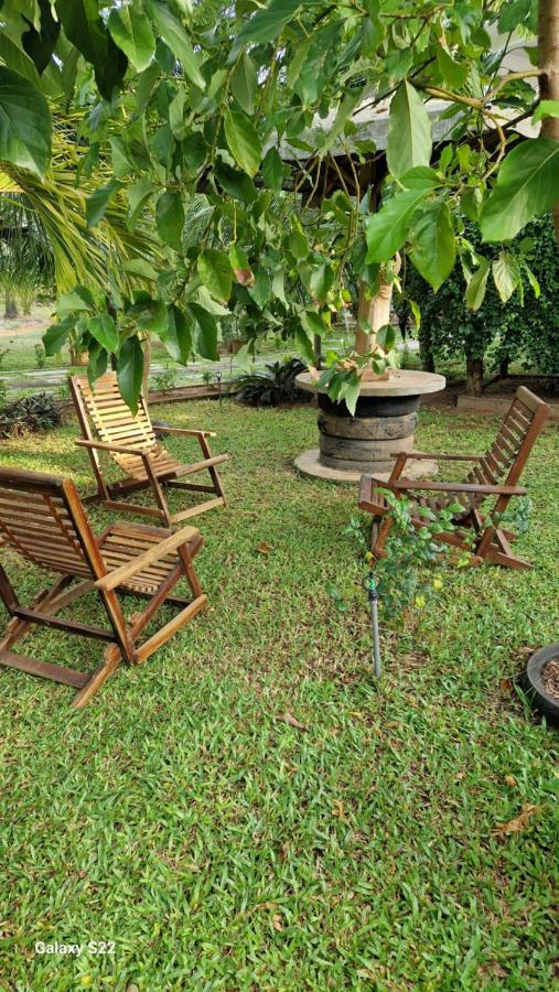 Luna Beach Hotel Nilaveli Exterior photo